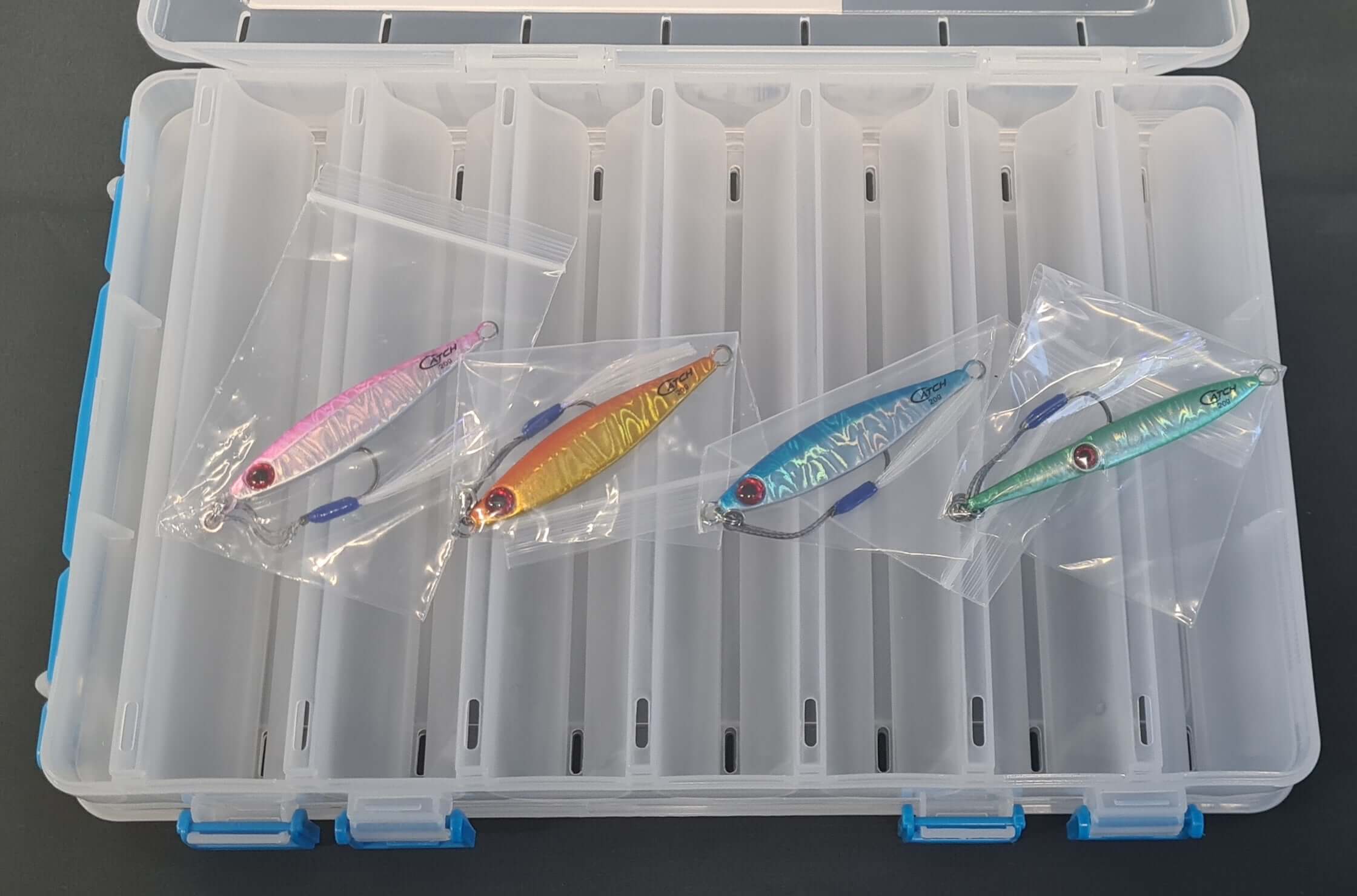 CATCH PRO J SHOULDER TACKLE WITH BONUS LURE PACK - REEL 'N' DEAL TACKLE