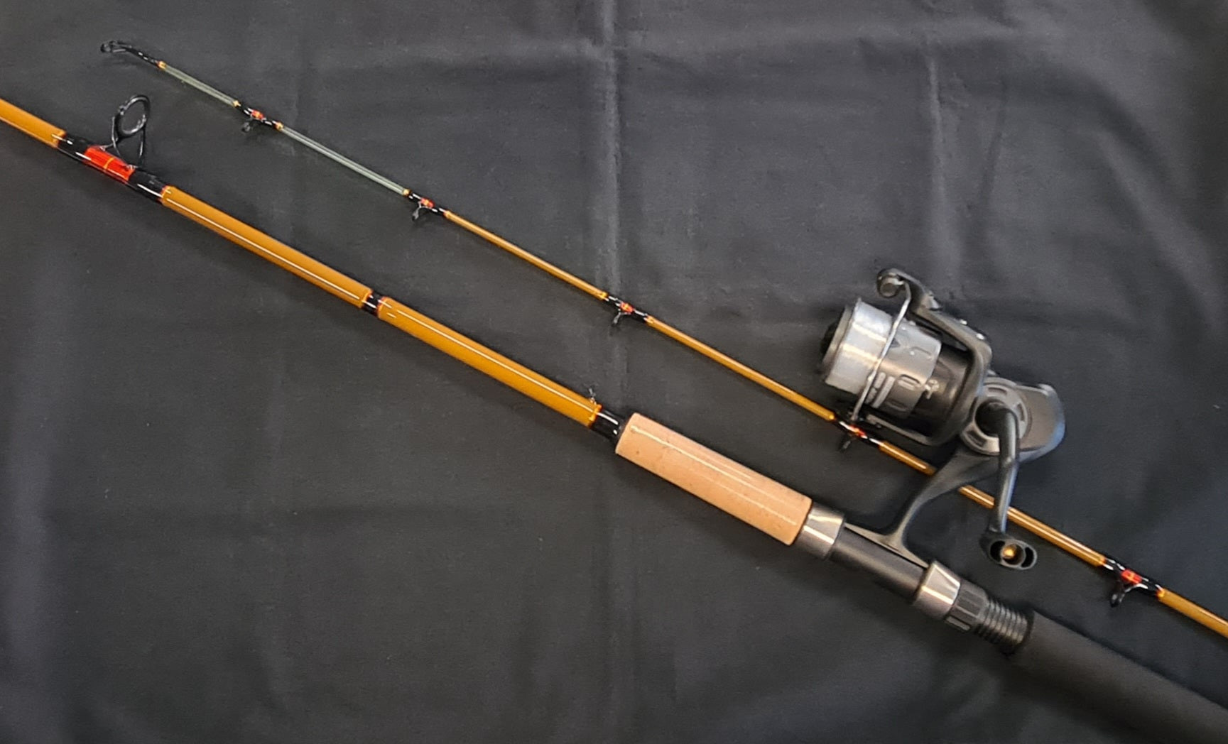 KOMODO FISHING ROD & OKUMA REEL COMBO 4-8KG HIRE#5 - REEL 'N' DEAL TACKLE