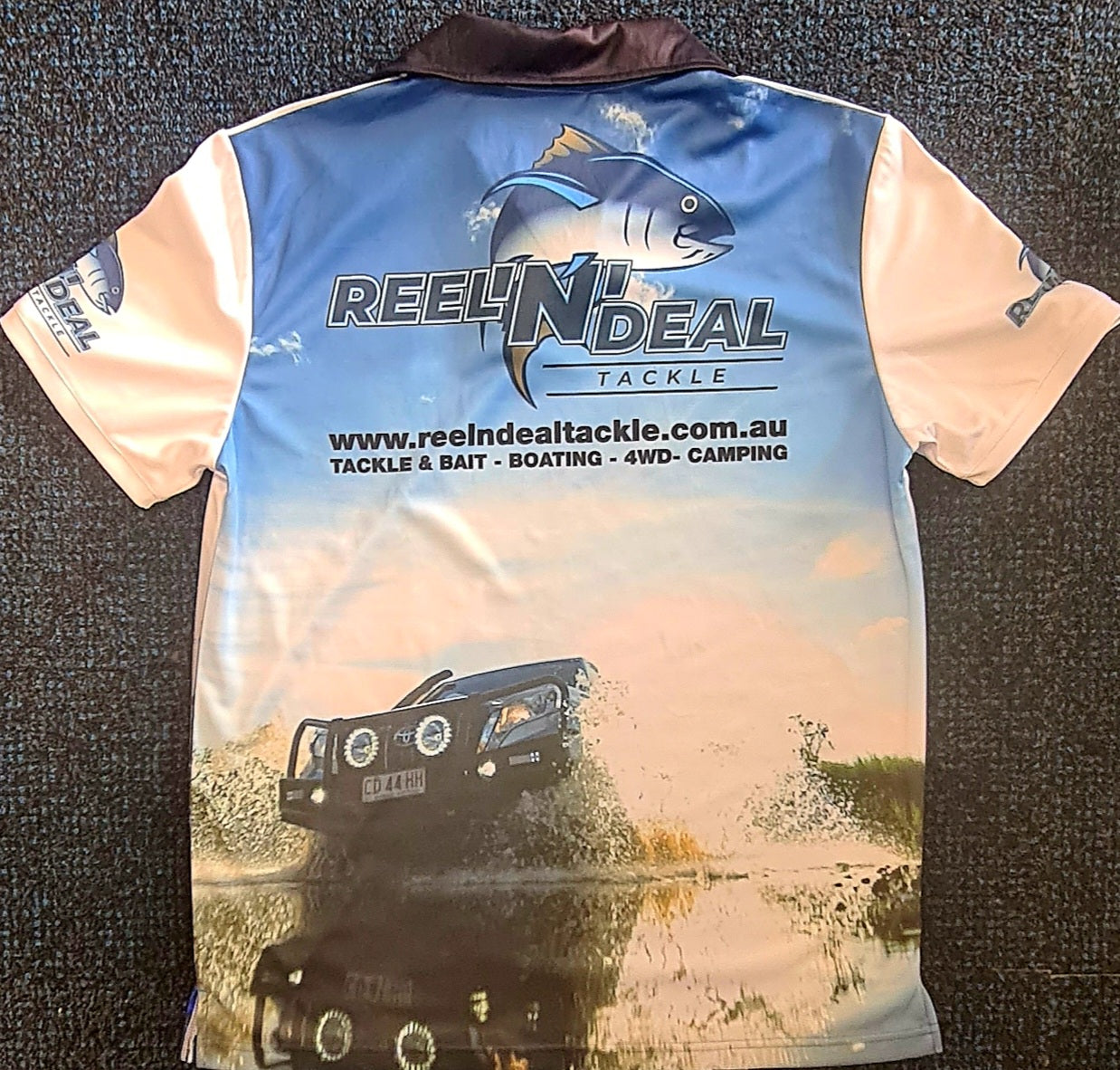 REEL N DEAL TACKLE SHORT SLEEVE SHIRT - REEL 'N' DEAL TACKLE