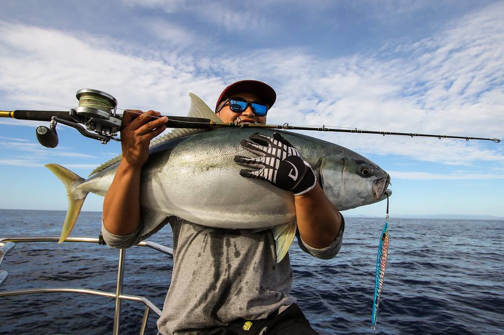 CATCH LONG JOHN SLIDER JIG 230MM - 200G - REEL 'N' DEAL TACKLE