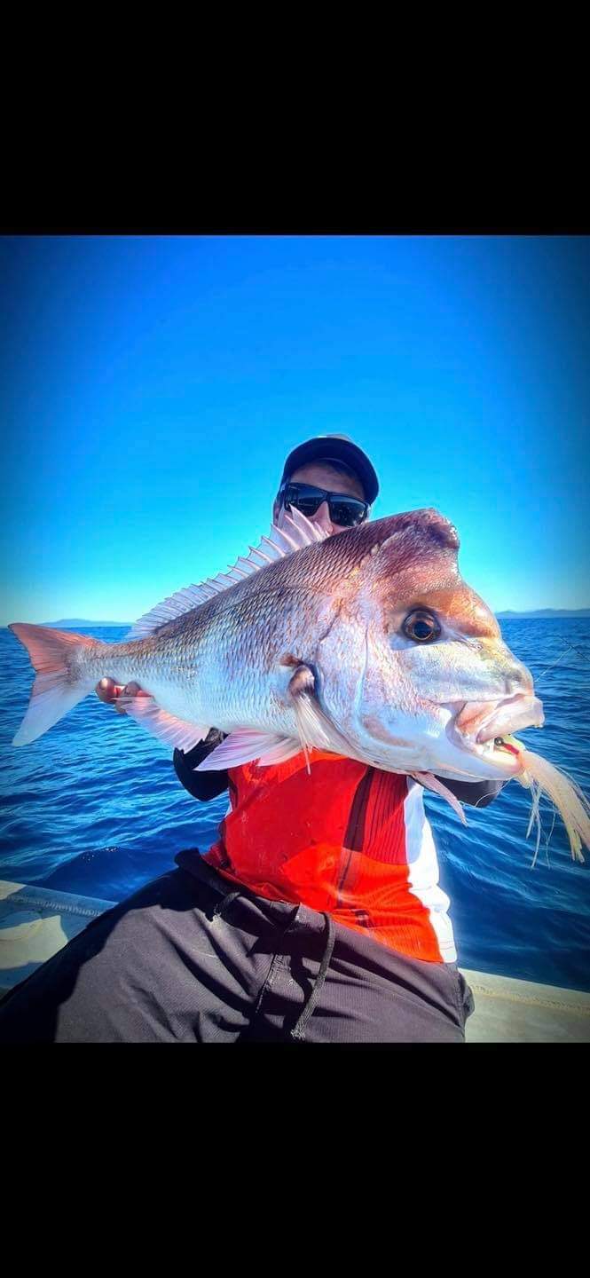 GLOW FREAKS - REEL 'N' DEAL TACKLE