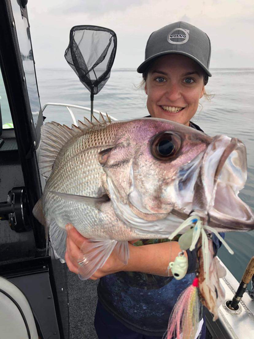 GLOW FREAKS - REEL 'N' DEAL TACKLE