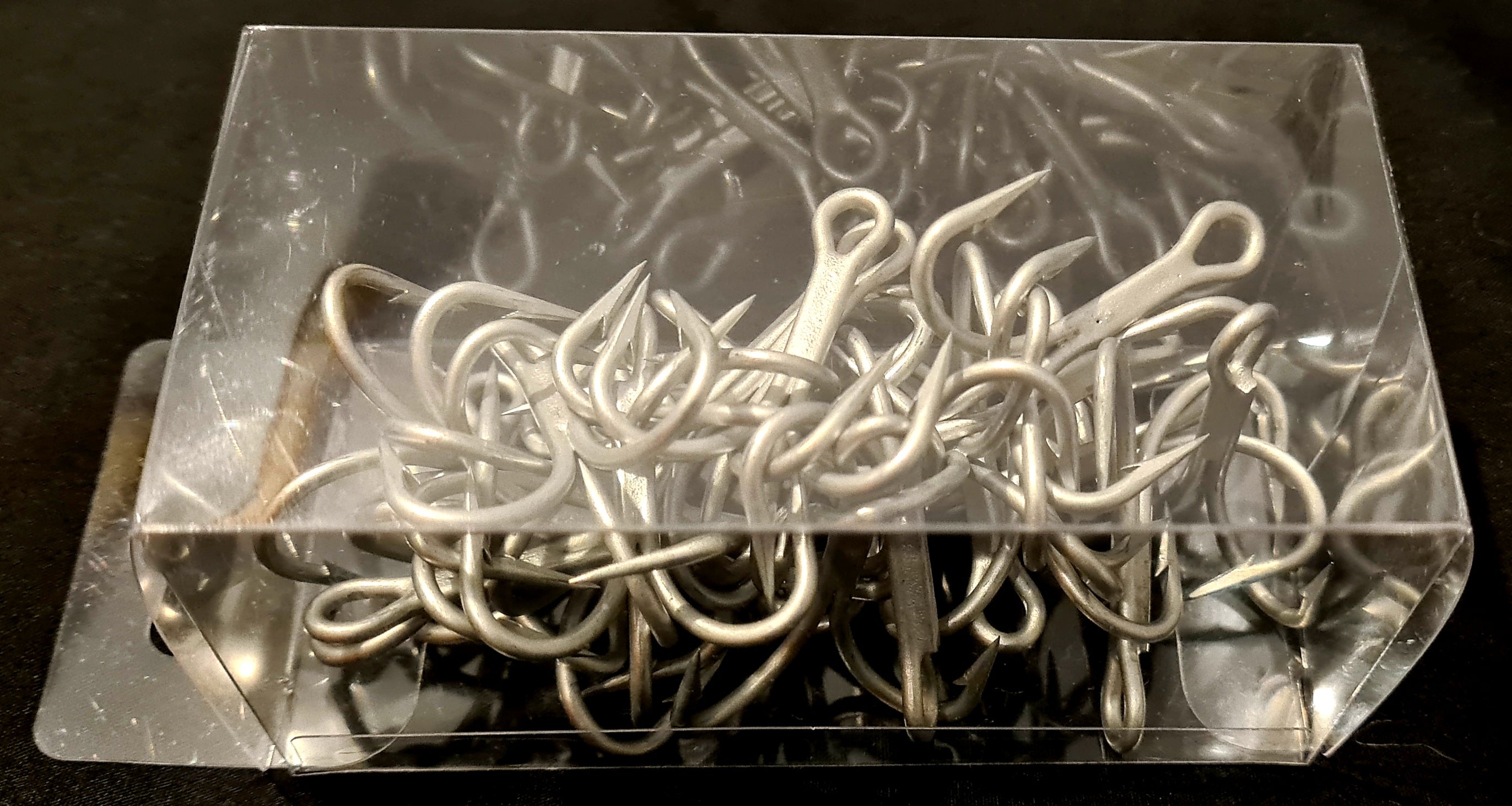 VMC TREBLE HOOKS 4/0 - 25 PACK - REEL 'N' DEAL TACKLE